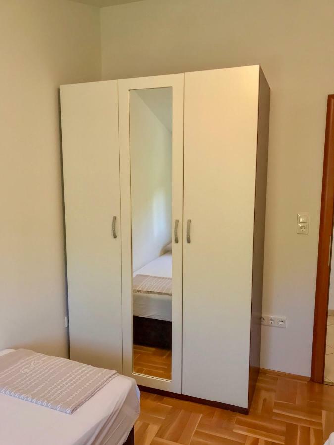 Apartments Filip Trogir Zewnętrze zdjęcie